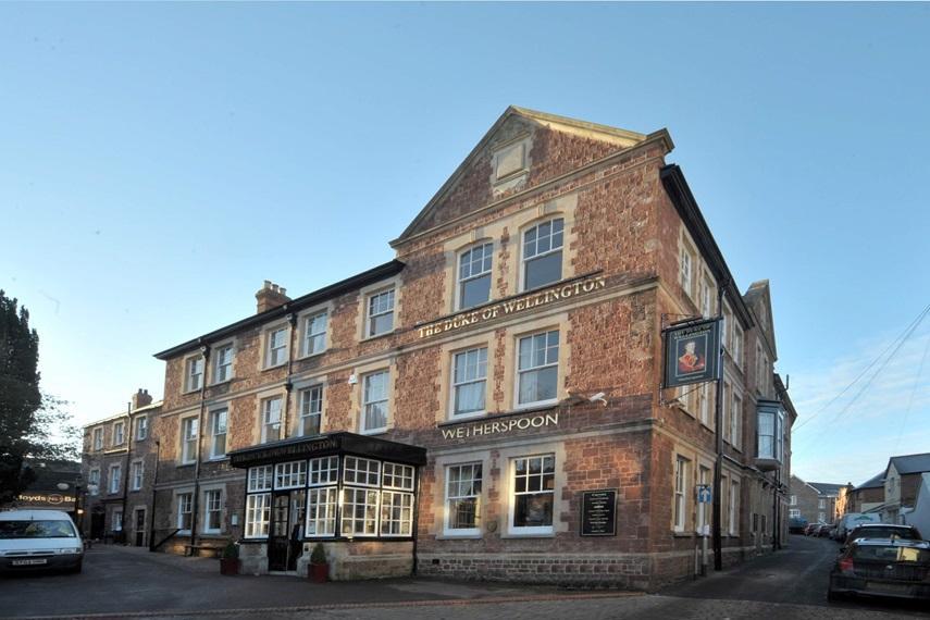The Duke Of Wellington Wetherspoon Hotel Minehead Kültér fotó